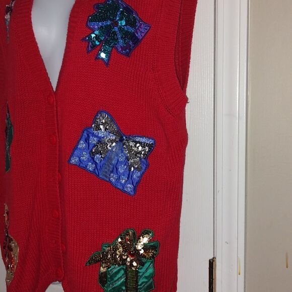 Work in Progress red Christmas Present sequin sweater vest cardigan Sz 2X - Picture 2 of 5